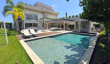 Casa com 5 dormitórios, 1400 m² - venda por R$ 16.800.000,00 ou aluguel por R$ 83.200,00/mês - Barra da Tijuca - Rio de Janeiro/RJ