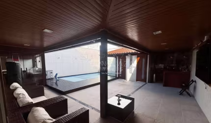 Casa com 4 dormitórios à venda por R$ 800.000,00 - Campo Grande - Rio de Janeiro/RJ