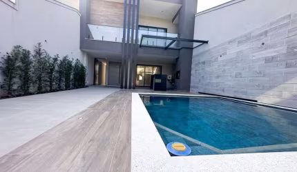Casa com 4 dormitórios à venda, 297 m² por R$ 3.790.000,00 - Barra da Tijuca - R