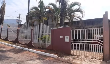 Sobrado 4 quartos