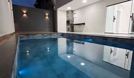 Sobrado 4 quartos - Condominio