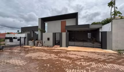 Casa Alto padrão 4 quartos