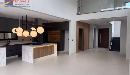 Lindo Sobrado de Alto Padrão, Condomínio Fechado, 03 suítes, espaço gourmet gourmet e piscina.