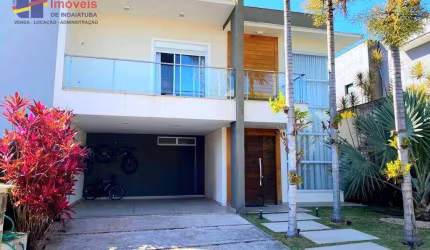 Condomínio Fechado de Alto Padrão, Sobrado com 3 Suítes, escritório, piscina e espaço gourmet, planejados em todos os cômodos.