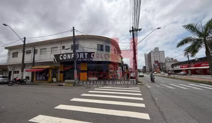 Prédio com 4 quartos, Tupi, Praia Grande - R$ 2.8 mi, Cod: 207378