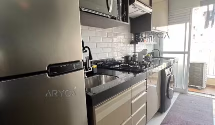 Apartamento de 2 dormitórios, sendo 1 suíte, está disponível 'porteira fechada'