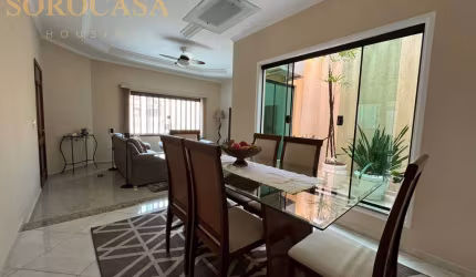 Casa à Venda - Luxo 3 suites - Central Parque