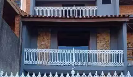 Casa à Venda - Sobrado - Parque das Águas