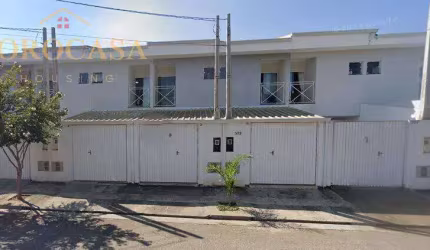 Casa à Venda - Sobrado - Vila Hortência