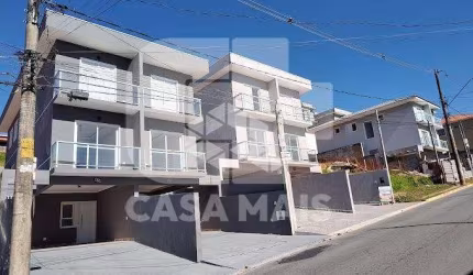 CASA SEMI-NOVA EM CONDOMÍNIO | 3 DORMS 3 BANHEIROS