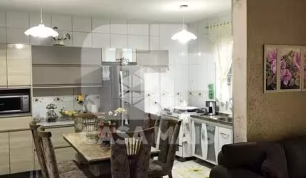 INVESTIMENTO: 3 CASAS PARA VENDA MESMO TERRENO