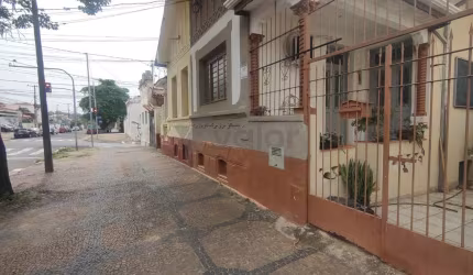 Casa com 3 quartos à venda na Rua Doutor Barbosa de Barros, 68, Botafogo, Campinas, 144 m2 por R$ 640.000