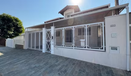 Casa com 4 quartos à venda na Rua Renê de Sousa Pereira, 153, Jardim Chapadão, Campinas, 209 m2 por R$ 960.000