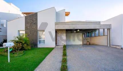 Casa em condomínio fechado com 5 quartos à venda na Rua Professor Antonio Mendes Vinagre, S/Nº, Loteamento Alphaville Campinas, Campinas, 263 m2 por R$ 2.200.000