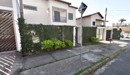 Casa com 3 quartos à venda na Rua Dona Maria Conceição Franco de Andrade, 721, Nova Campinas, Campinas, 220 m2 por R$ 850.000