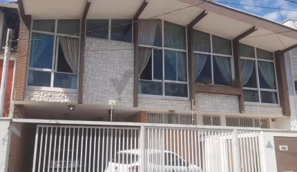 Casa com 4 quartos à venda na Rua Bauru, 232, Jardim Proença, Campinas, 255 m2 por R$ 850.000