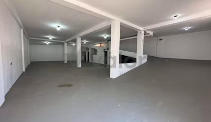 Barracão / Galpão / Depósito para alugar na Rua Piracaia, 15, Jardim do Trevo, Campinas, 560 m2 por R$ 11.000