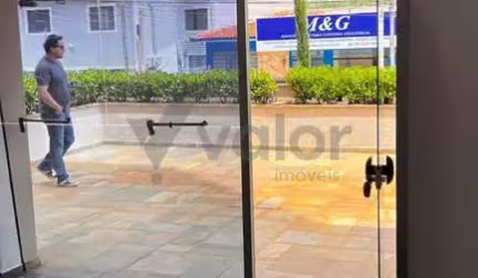 Sala comercial para alugar na Rua Álvaro Muller, 932, Vila Itapura, Campinas, 61 m2 por R$ 2.150
