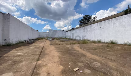 Terreno comercial para alugar na Rua da Abolição, 583, Ponte Preta, Campinas por R$ 10.000