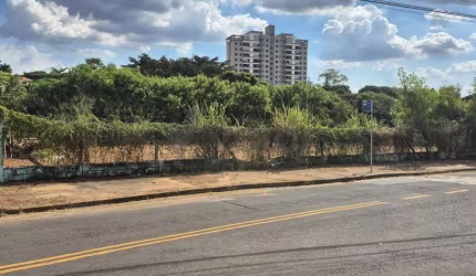 Terreno à venda na Rua Doutor João Alves dos Santos, 1041, Jardim das Paineiras, Campinas por R$ 225.000