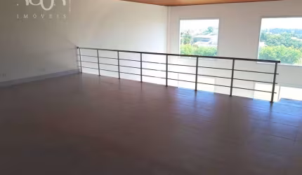 Excelente sobrado para Locação no Condomínio Xapada de Itu com 303m² de área construída, sendo 900m² de terreno.