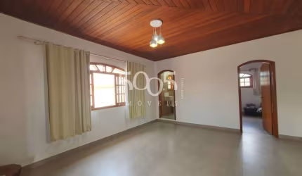 Casa de condomínio à venda no Condomínio Portella em Itu, com 5 suítes, 400m² de área construída.
