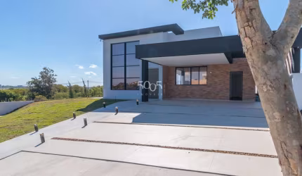 Casa para venda e locação no Campos de Santo Antônio II em Itu, com 260m² construídos e 800,75m² de área total.