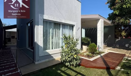 Casa com 3 dormitórios à venda, 144 m² por R$ 720.000,00 - Guriri - Cabo Frio/RJ