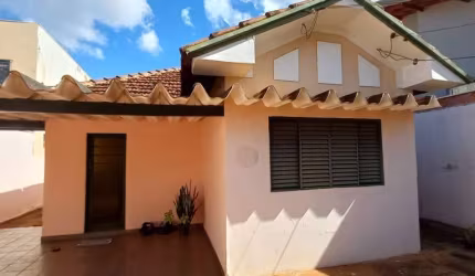 Casa Simples à Venda