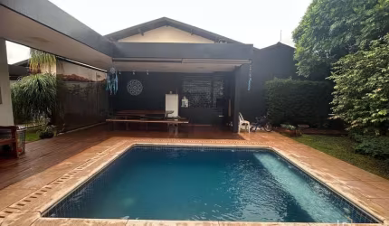 Casa Alto Padrão à Venda