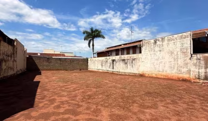 Terreno à Venda no Bairro Baroni