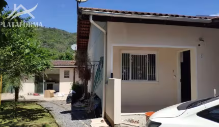 Casa com 2 quartos à venda no Progresso, Blumenau , 80 m2 por R$ 420.000