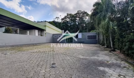 Ponto comercial com 2 salas para alugar no Belchior Central, Gaspar , 220 m2 por R$ 5.500