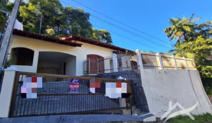 Casa comercial com 2 salas à venda no Garcia, Blumenau , 200 m2 por R$ 780.000