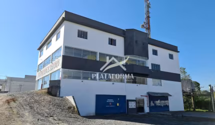 Ponto comercial com 11 salas para alugar no Itoupavazinha, Blumenau , 400 m2 por R$ 7.000