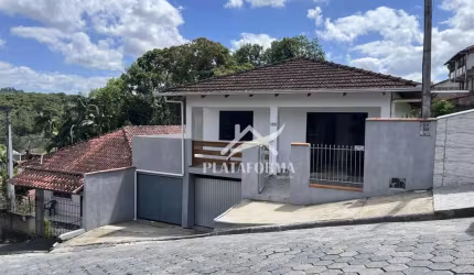 Casa com 3 quartos à venda no Fortaleza Alta, Blumenau  por R$ 520.000