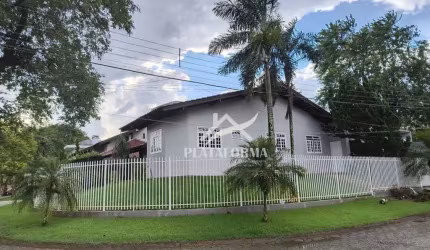 Casa em condomínio fechado com 3 quartos à venda no Vorstadt, Blumenau , 261 m2 por R$ 1.950.000