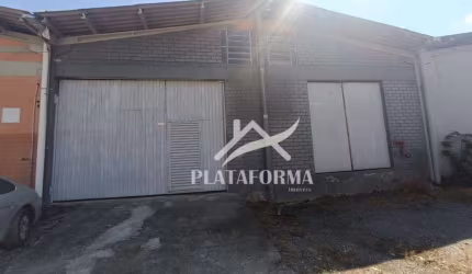 Barracão / Galpão / Depósito para alugar no Itoupavazinha, Blumenau  por R$ 8.000
