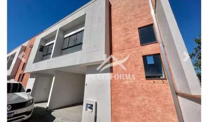 Casa em condomínio fechado com 2 quartos para alugar no Velha Central, Blumenau , 92 m2 por R$ 3.000