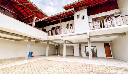 Casa com 3 quartos à venda no Badenfurt, Blumenau , 163 m2 por R$ 1.600.000