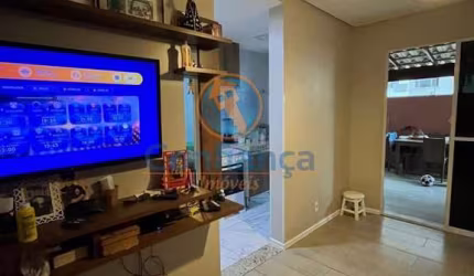 Apartamento térreo com 2 quartos em Jardim Limoeiro &amp;#128205;Vista do Limoeiro