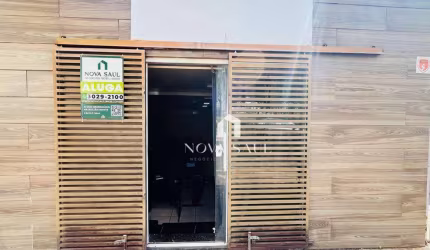 SALA COMERCIAL FRENTE SAUL ELKIND