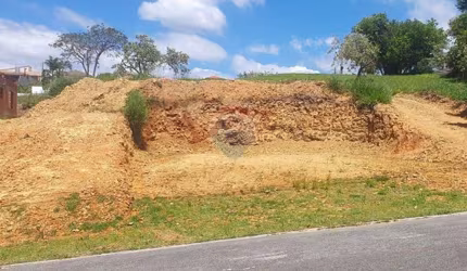 'Terreno - oportunidade no Village Araçoiaba '