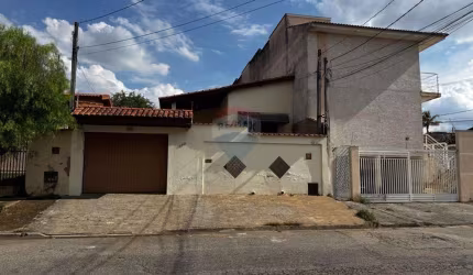 Casa à venda no Jardim Simus, Sorocaba – 3 quartos