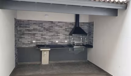 Sobrado para venda possui 115 metros quadrados com 3 quartos em Vila Isa - São Paulo - SP