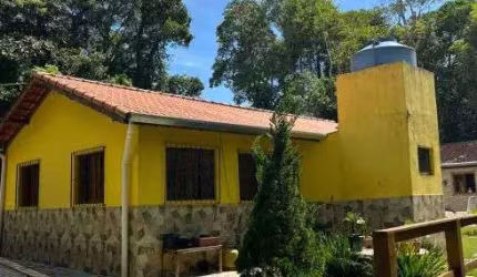 Imóvel para venda possui 1000 metros quadrados com 3 quartos em Penteado - Embu-Guaçu - SP