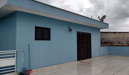 Sobrado para venda possui 230 metros quadrados com 4 quartos em Jardim Guanabara - São Paulo - SP