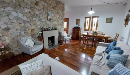 Casa para Venda em Teresópolis, Tijuca, 3 dormitórios, 3 banheiros, 1 vaga