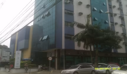 Salas comerciais para locação Av. Ana Costa, 59 em Santos