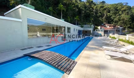 Apartamento à venda no bairro Várzea - Teresópolis/RJ